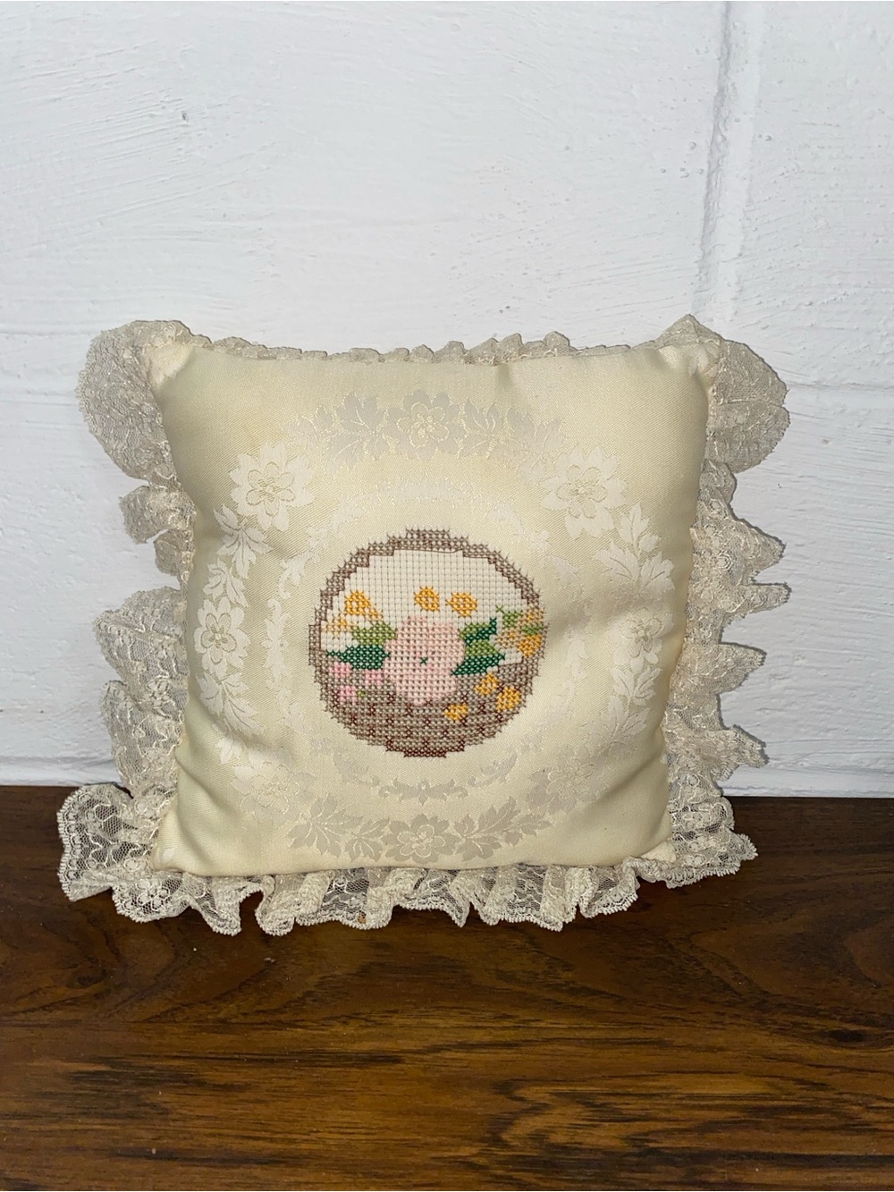Small Sized Cream Lace-Trim Holiday Pillow with Cross-Stitch Basket Motif
